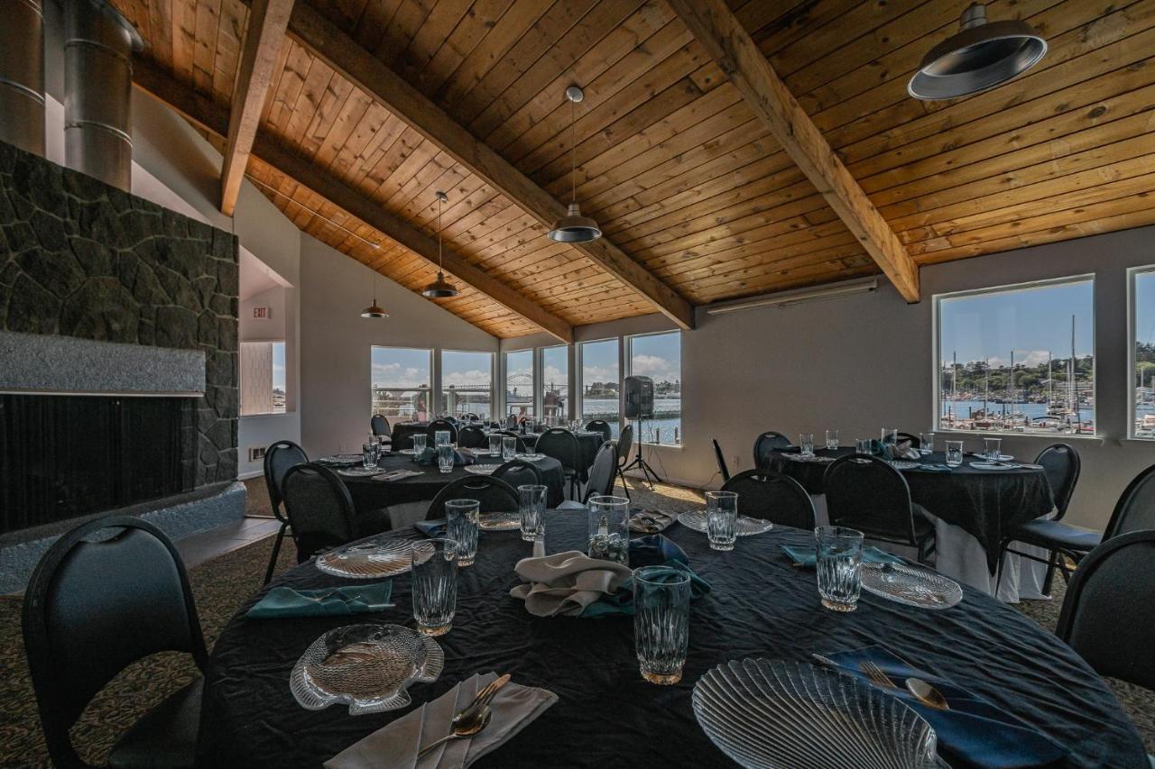 Embarcadero Resort Newport Exterior foto